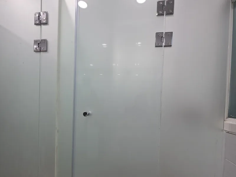 일자형 강화유리 샤워 파티션 설치 경기 성남시 시공 후